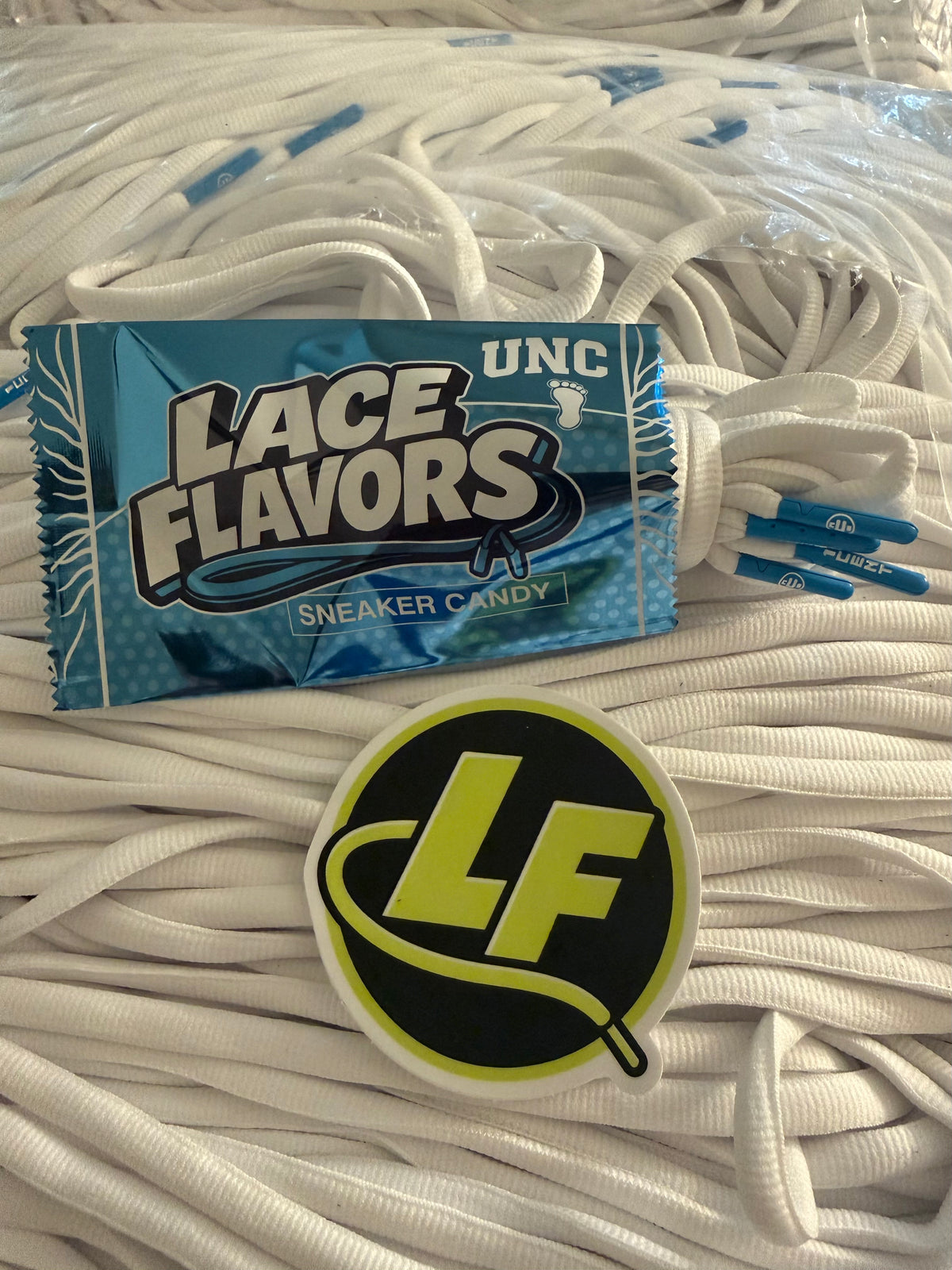 UNC — Premium Foamposite Pro Laces