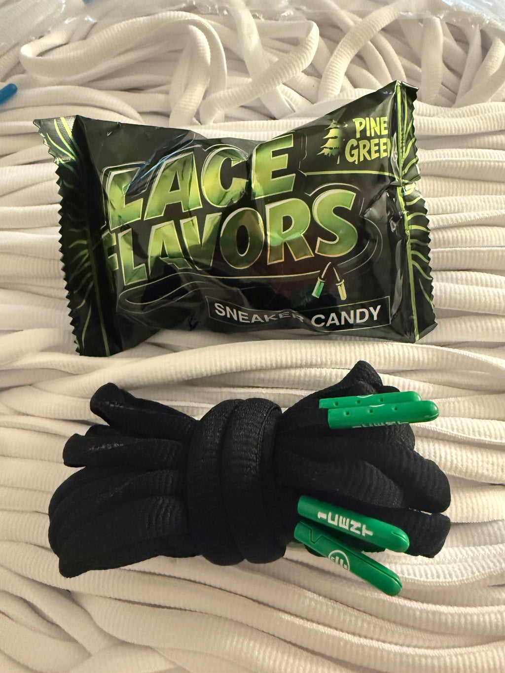 PINE GREEN — Premium  Foamposite Pro Laces